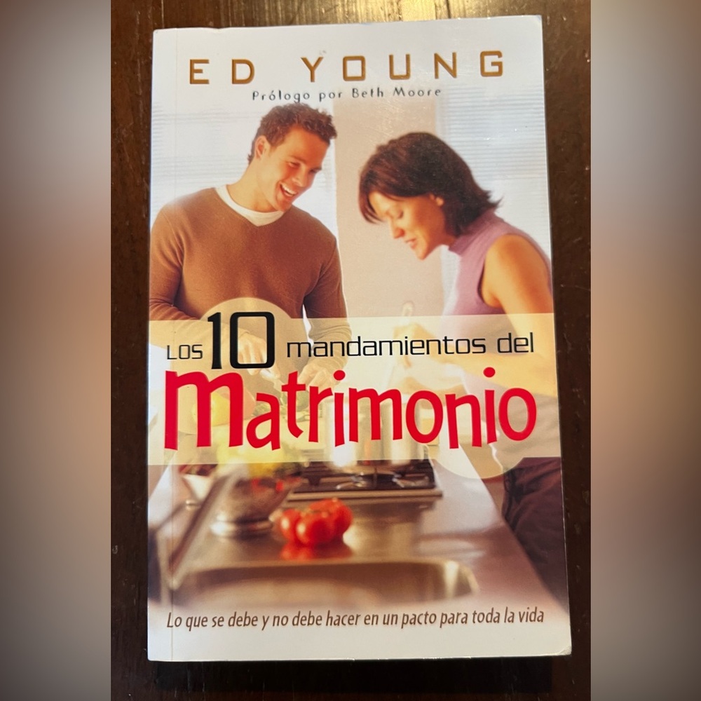 Los 10 Mandamientos del Matrimonio -paperback